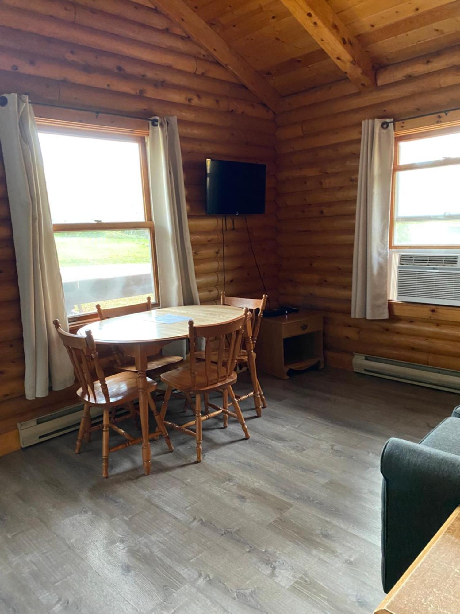 Adventures East Cottages And Campground Baddeck Inlet Zimmer foto